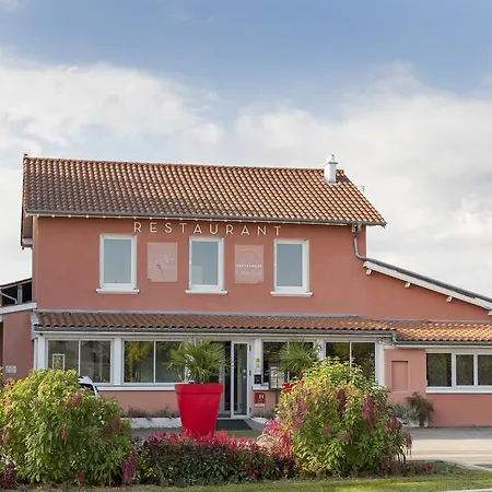 Contact Les Pierres Dorees Hotel